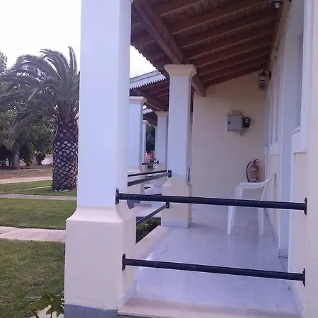 Liberty's * Paralía Almirú